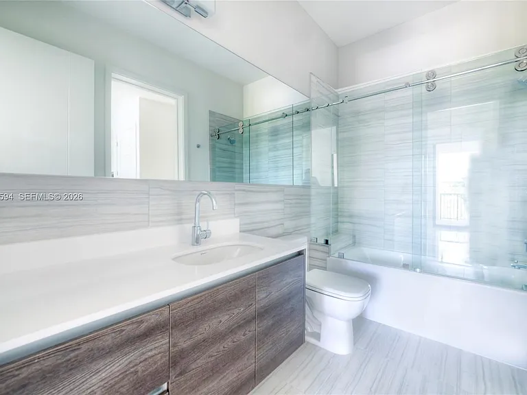 301 Altara Ave — Photo 10