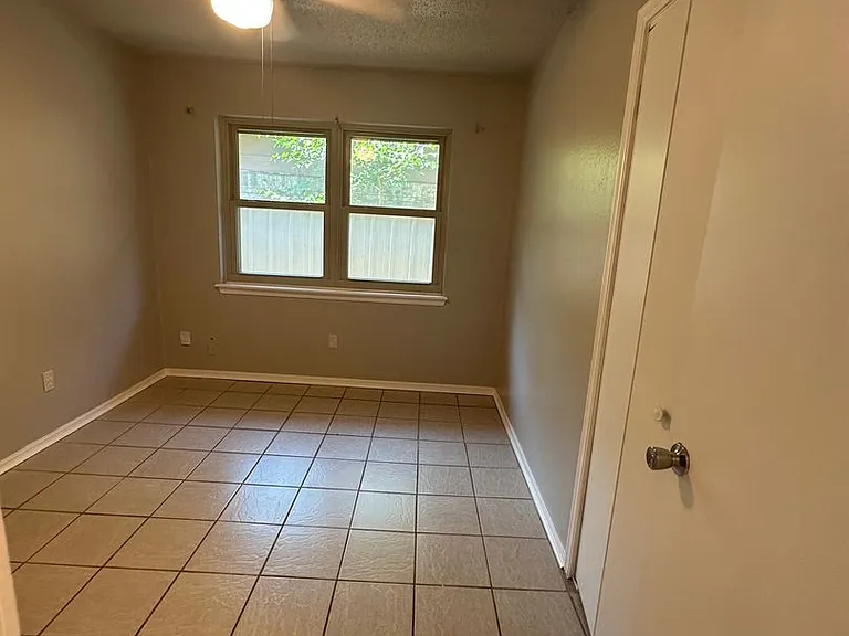 312 S Avery Dr — Photo 43