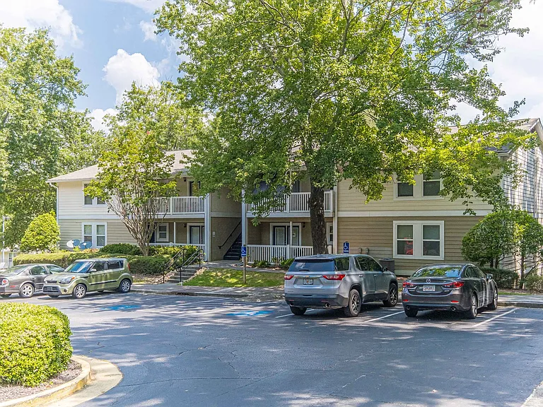 Bradford Gwinnett Apartments — Photo 28