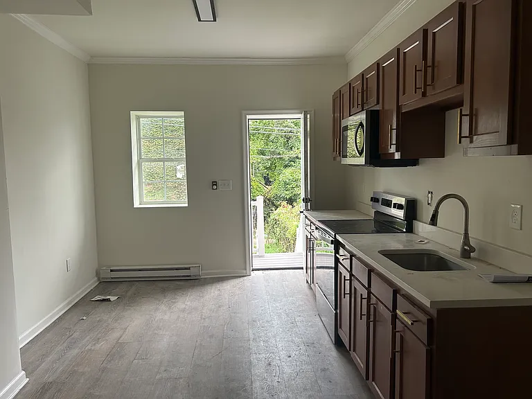 2810 Winchester St — Photo 11