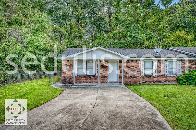 2 bed, 2.0 bath, 950 sqft, $1,395 — Photo 1
