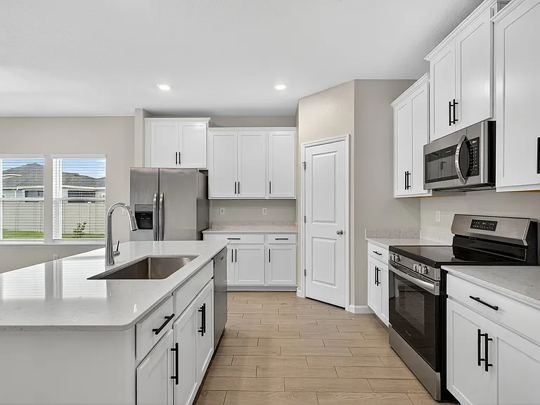 2618 Seasons Rd — Photo 8