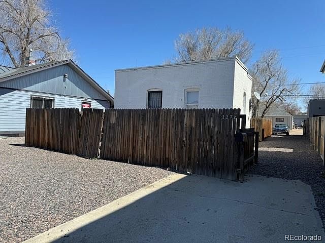 2nd image of 2272 S Delaware Street