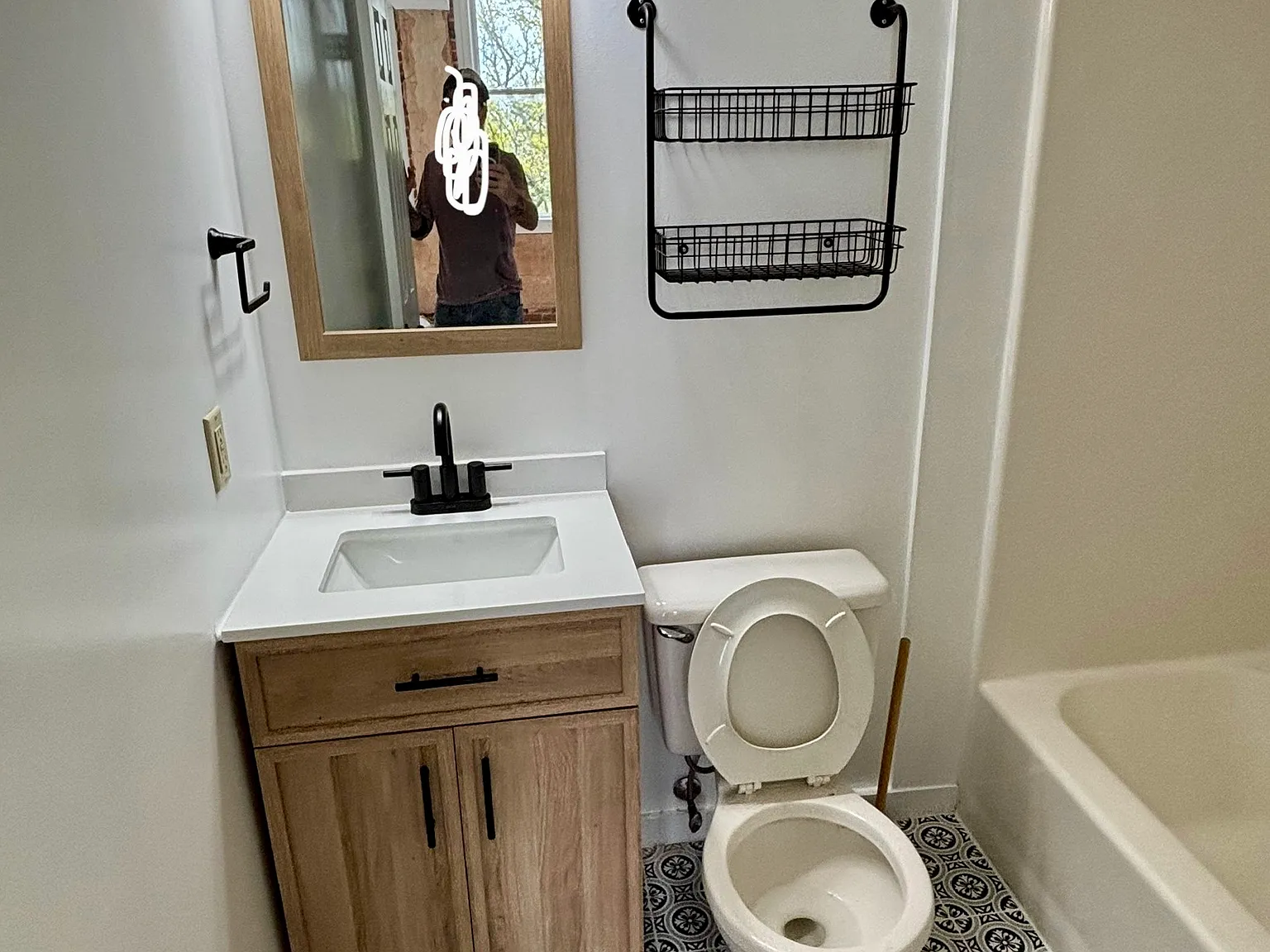 1 bed, $1,000 — Photo 3