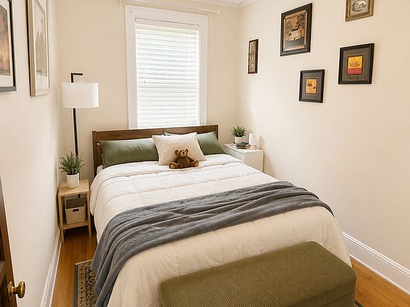 5th image of 159 W 73rd St APT 5R