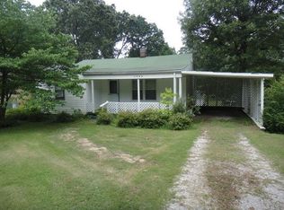 1905 Hickory Ave, Florence, AL 35630