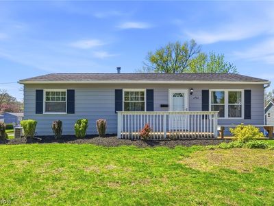 1762 Underwood St, Cuyahoga Falls, OH, 44221