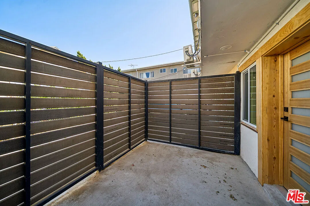 Studio, 1.0 bath, 500 sqft, $1,995 — Photo 3