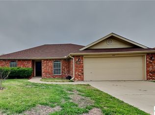 900 James Loop, Killeen, TX 76542