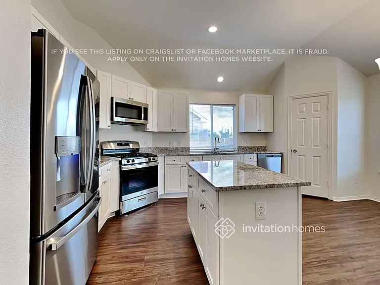 8010 Munich Dr — Photo 7