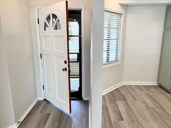 Entry to home and eat in dining area