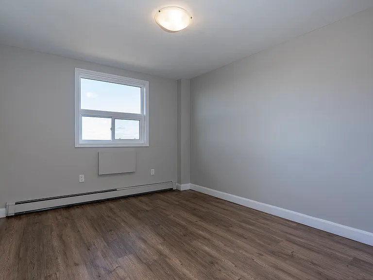 255 Capel St — Photo 14