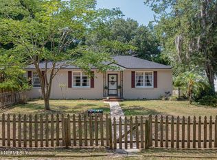 1526 River Hills Cir W, Jacksonville, FL 32211