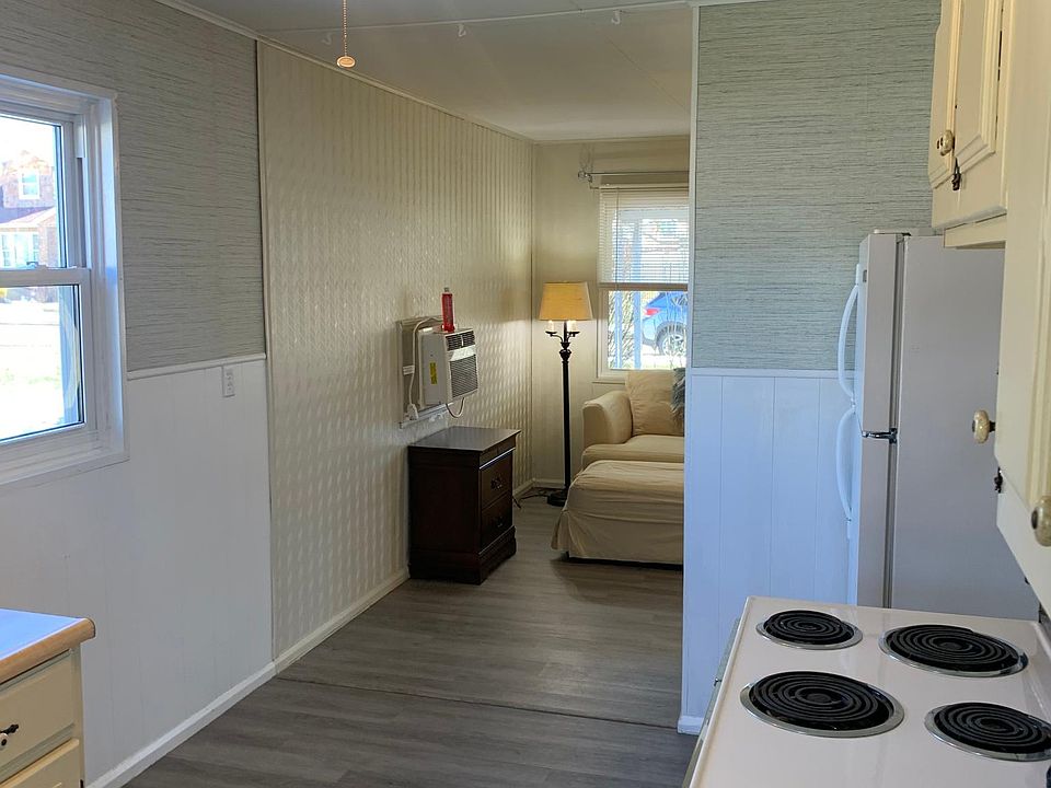 707 Tomlinson Ave Glen Dale WV Zillow Apartments for Rent in Glen Dale