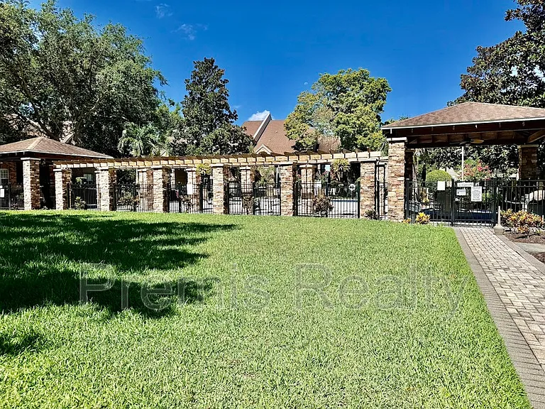 2500 Winding Creek Blvd #H202 — Photo 23