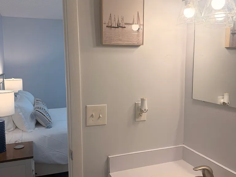 75 Royal Oak Ct #201 — Photo 53