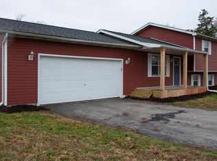 1097 Wanda Dr, Granite City, IL 62040