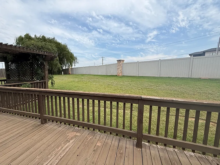 19132 Cottonwood Ct — Photo 46