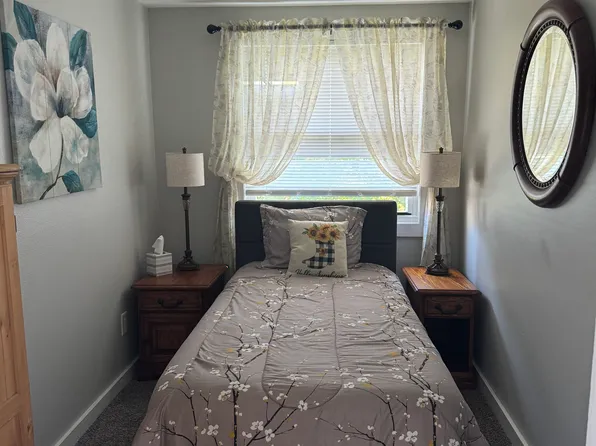 (undisclosed Address), Oswego, NY 13126