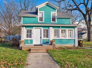 403 S 9th St, Oregon, IL 61061