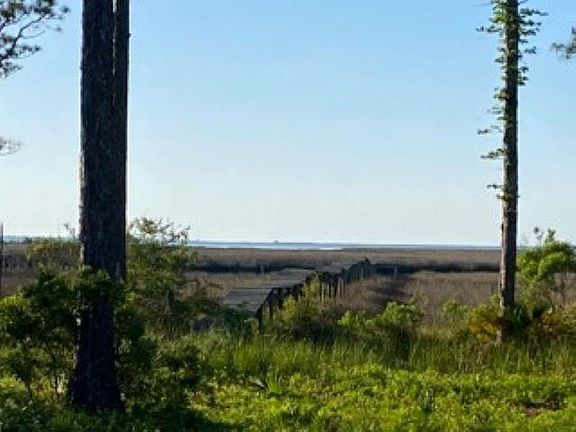 5th image of 1582 Bayou Dr