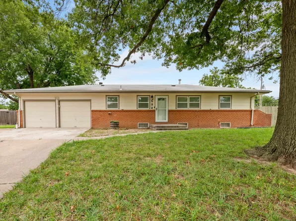 532 S Queen Ave, Maize, KS 67101