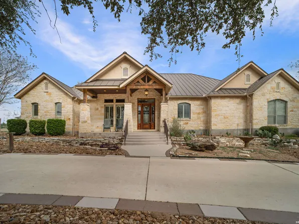 1174 sapling, New Braunfels, TX 78132