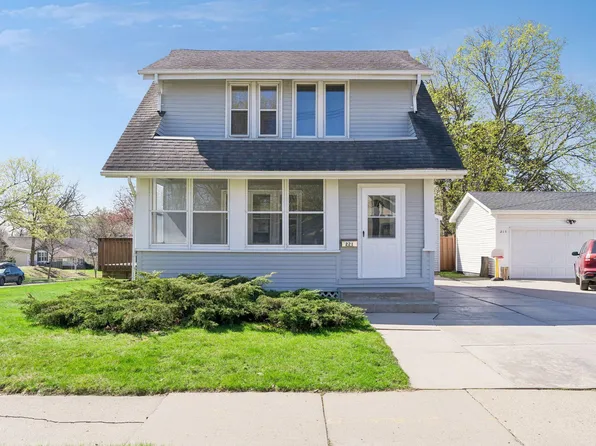 221 48th St E, Minneapolis, MN 55419