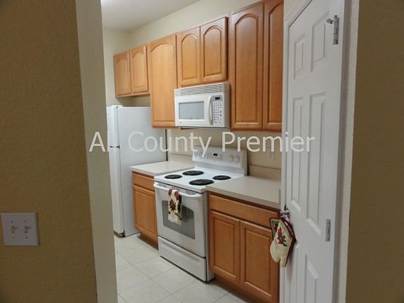 2nd image of 6265 Contessa Dr APT 209