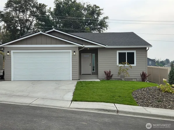 615 S Kent Avenue, East Wenatchee, WA 98802