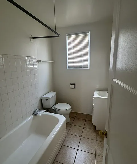 1108 E Villa St #K — Photo 7
