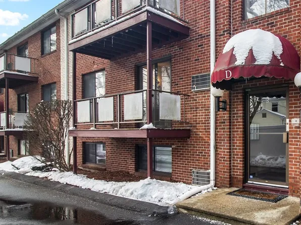 3 Richardson St APT D1, Wakefield, MA 01880