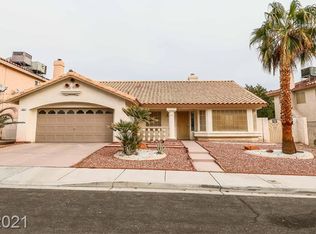 910 Possum Hill St, Henderson, NV 89014