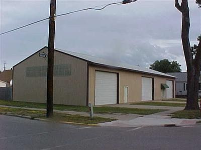 2nd image of 720 Engelman St