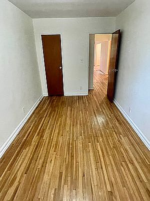 4th image of 34-29 59th St #2