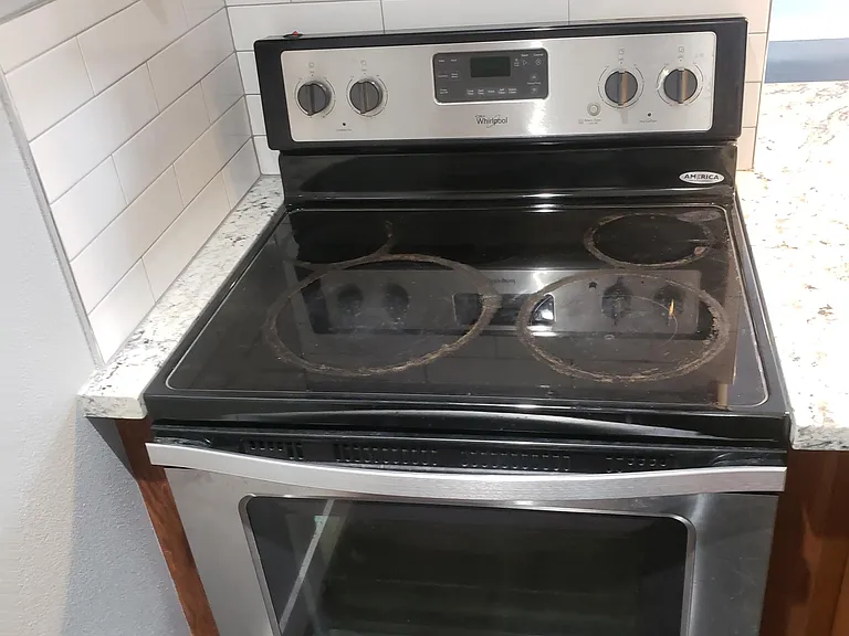 1605 W Colter St #5 — Photo 14
