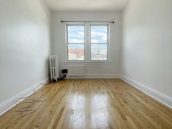 4th image of 33-07 24th Ave #2F