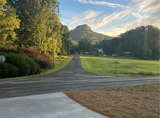 190 Old Pinnacle Hotel Rd, Pinnacle, NC 27043