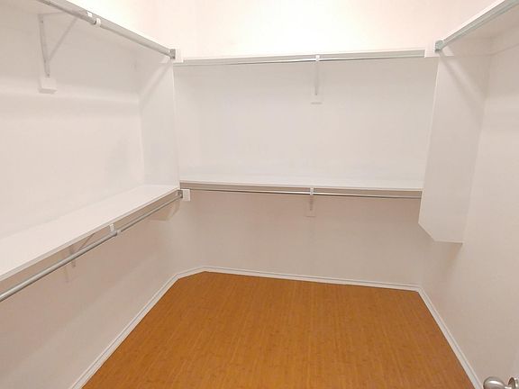 5th image of 3012 Peppercorn Dr