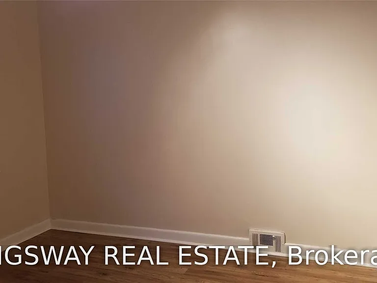 465 Maple Grove Dr — Photo 3