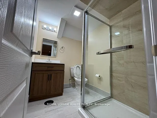 5 Scarboro Ave #LOWER — Photo 9
