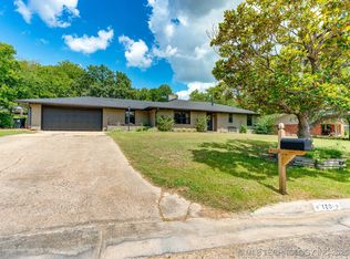 120 Thompson Dr, Ada, OK 74820