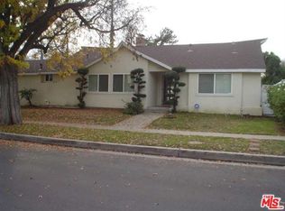 5403 Saloma Ave, Van Nuys, CA 91411