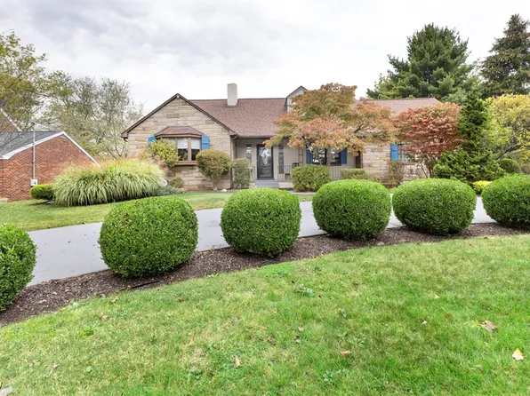 3925 Palisades Dr, Weirton, WV 26062