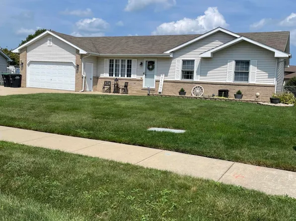 6198 Robbins Rd, Portage, IN 46368