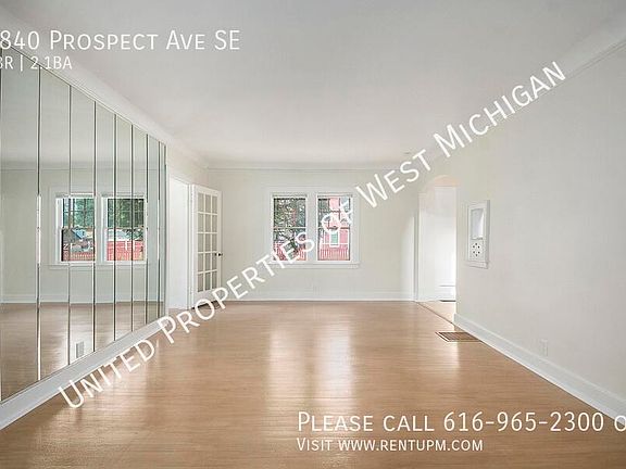 3rd image of 1840 Prospect Ave SE