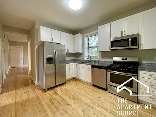 2515 N Kilbourn Ave #1R Photo 1