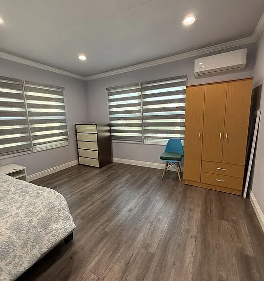 731 Crenshaw Blvd — Photo 11