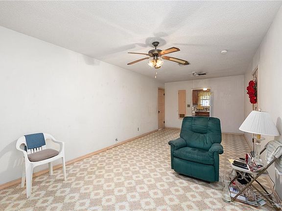 3rd image of 917 S 12th Ave