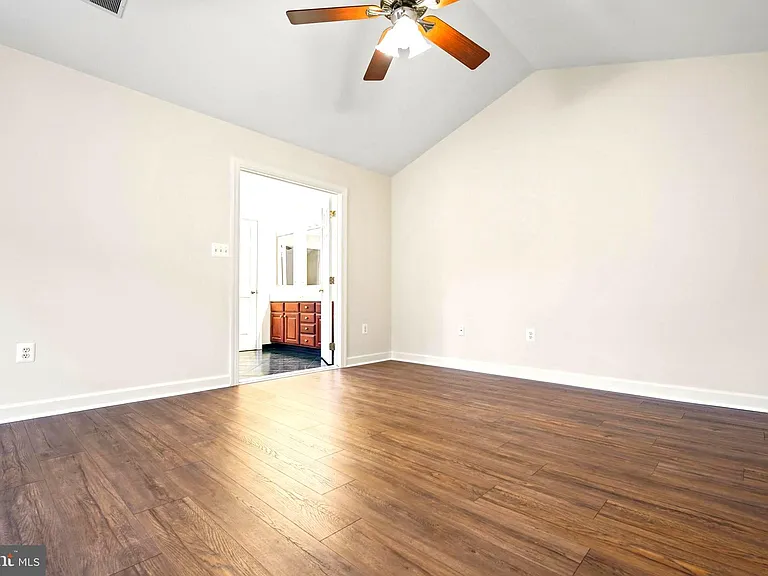 4519 Fair Valley Dr — Photo 41